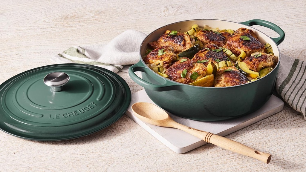 le-creuset-enameled-cast-iron-signature-round-wide-dutch-oven-6-75-qt-oyster-high-quality-cooking-pot-05-le-creuset-enameled-cast-iron-signature-round-wide-5.jpg