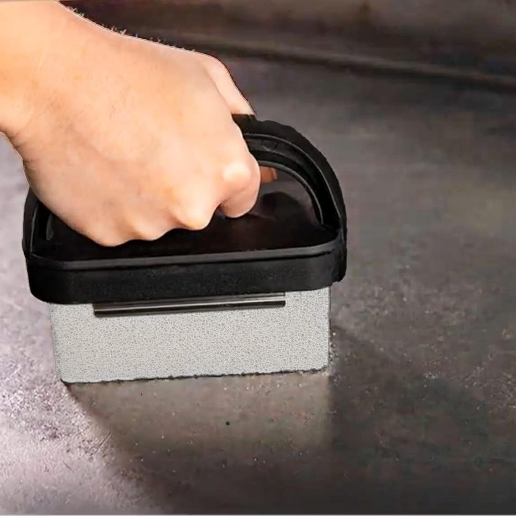 15-piece-heavy-duty-grill-cleaner-kit-for-blackstone-griddle-includes-grill-stone-scraper-brush-with-stainless-steel-handle-easy-flat-top-cleaning-04-15-piece-heavy-duty-grill-cleaner-kit-for-blacksto-4.jpg