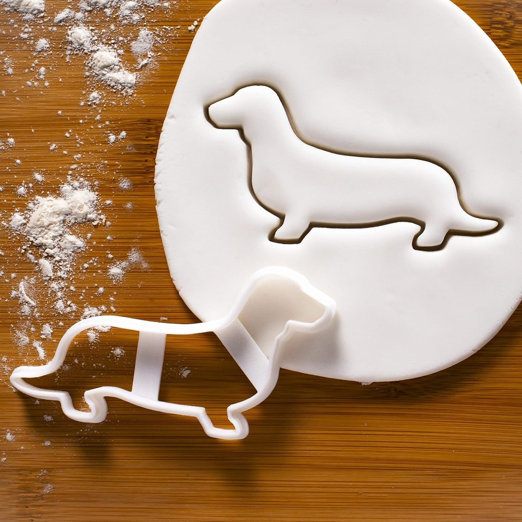 set-of-2-short-haired-dachshund-cookie-cutters-face-silhouette-2-pieces-by-bakerlogy-04-set-of-2-short-haired-dachshund-cookie-cutters---f-4.jpg