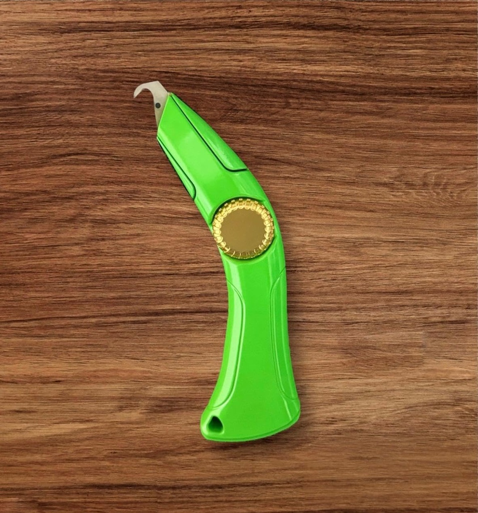 revolutionary-supreme-leather-knuckleguard-roofing-knife-for-efficiency-and-safety-grey-03-revolutionary-supreme-leather-knuckleguard-roofing-3.jpg