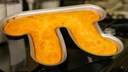 pie-pan-for-baking-perfect-pies-for-pi-loving-people-03-pie-pan-for-baking-perfect-pies-for-pi-loving-peop-3.jpg