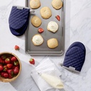 kitchenaid-asteroid-cobalt-mini-oven-mitt-set-5-5x8-02-kitchenaid-asteroid-cobalt-mini-oven-mitt-set---55-2.jpg
