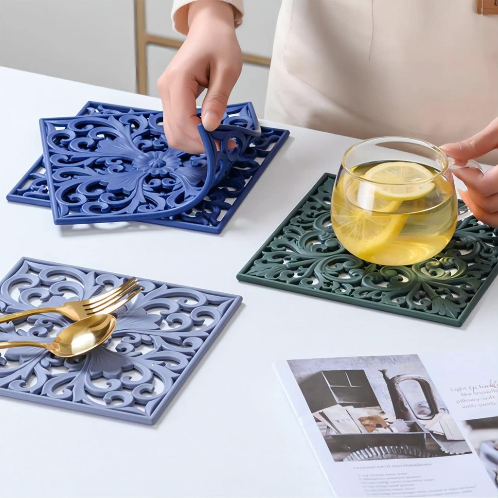 yellow-silicone-trivets-mats-set-of-3-square-hot-pads-for-kitchen-heat-resistant-pot-holder-for-counters-tabletops-05-yellow-silicone-trivets-mats-set-of-3-square-hot-p-5.jpg